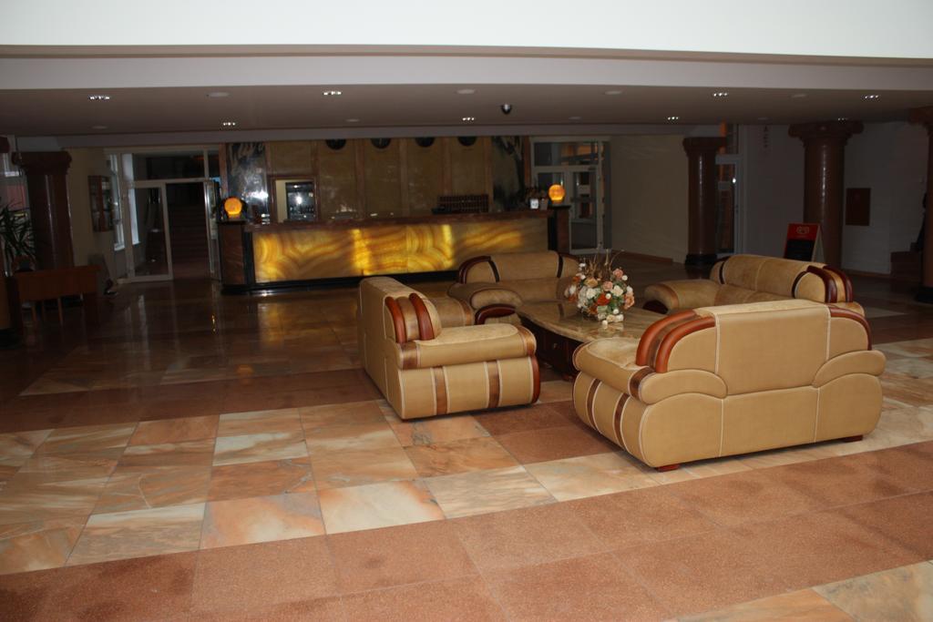 Hotel Astra Pozsony Kültér fotó